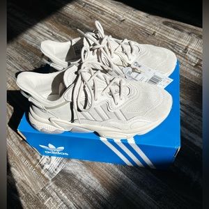 Adidas Ozweego Womens Size 6 Men’s 4 1/2